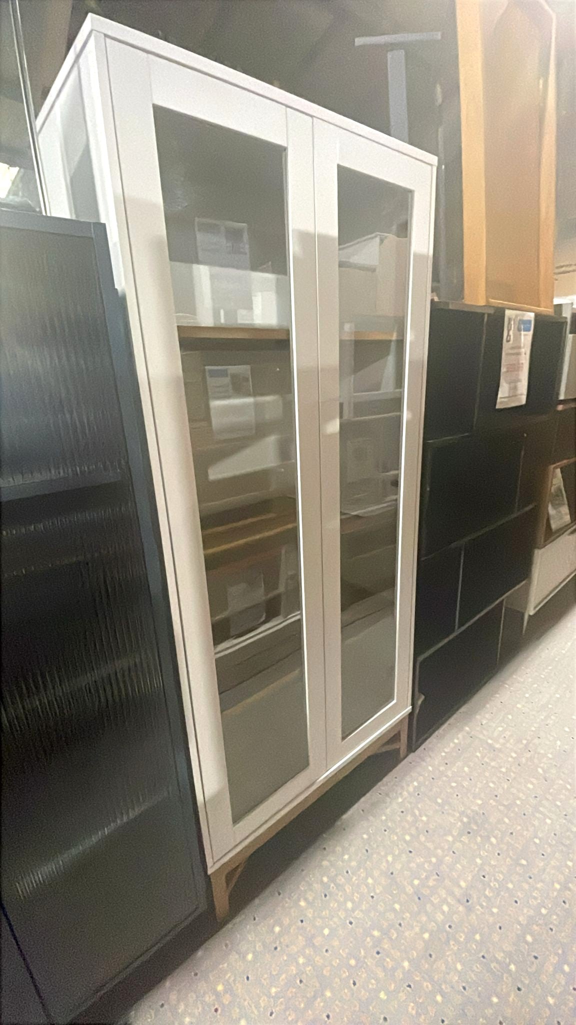 Assembled Habitat Zander Display Unit - White & Oak Effect